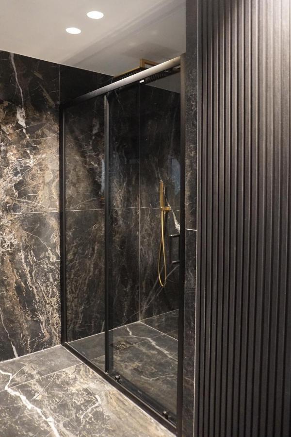 Yls Luxury Suites Мілан Екстер'єр фото